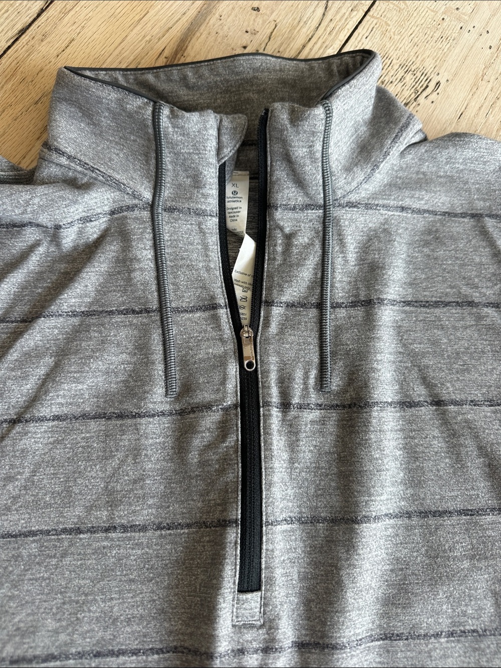 lululemon athletica Men's Heather Gray Zip-Front Performance Pullover - Picture 3 of 4